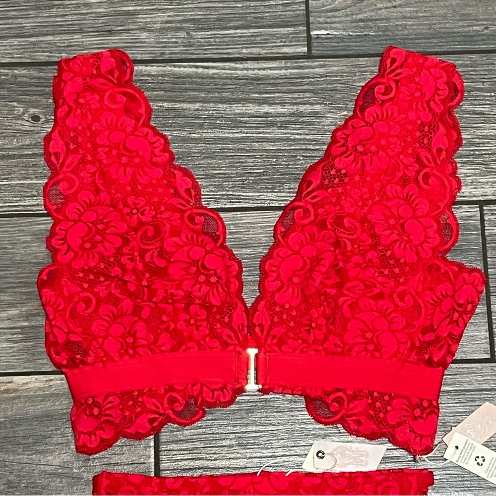NWT HAH x Free People SET Medium Got UR Back Bralette + Chase Me Down Panty Red - Picture 6 of 16
